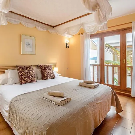 Holiday home Cas Bayarol