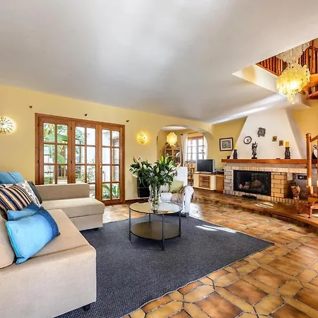 Casa Christa * Santa Eulalia del Río